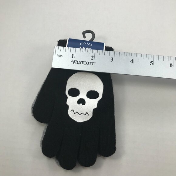 2 Pair Pack Winter Essentials Boys One Size Black Skull Gray Plain Gloves New - Picture 7 of 8